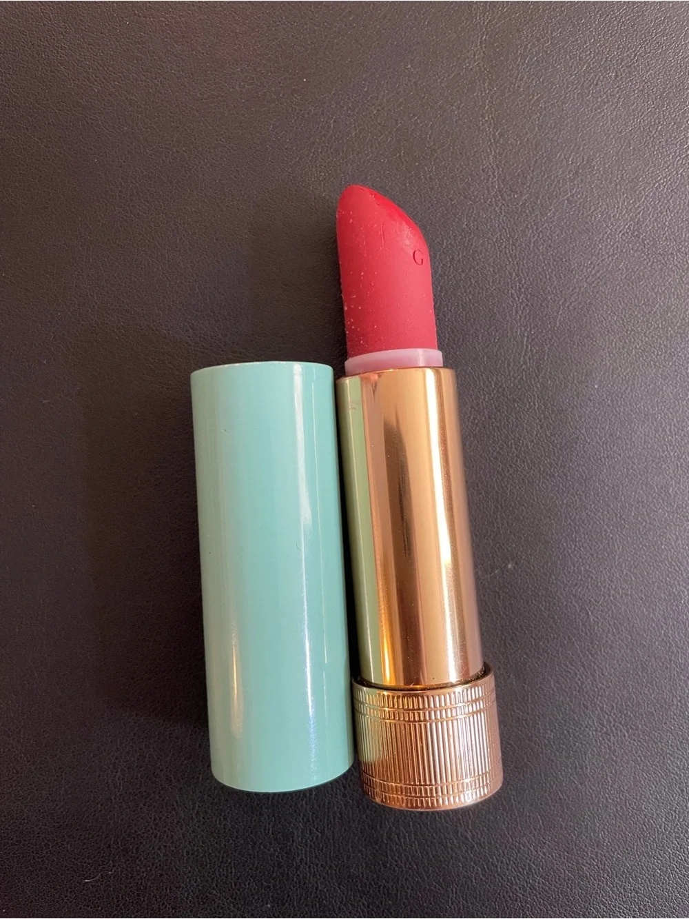 Gucci Lip Baume Penelope Plum